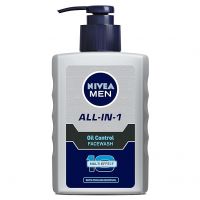 Nivea Men Face Wash, Oil Control For 12Hr Oil Control With 10X Vitamin C Effect, 150 ml